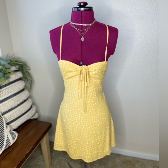 🌈 Sale Yellow Polkadot Summer Dress Size SM - Picture 1 of 3